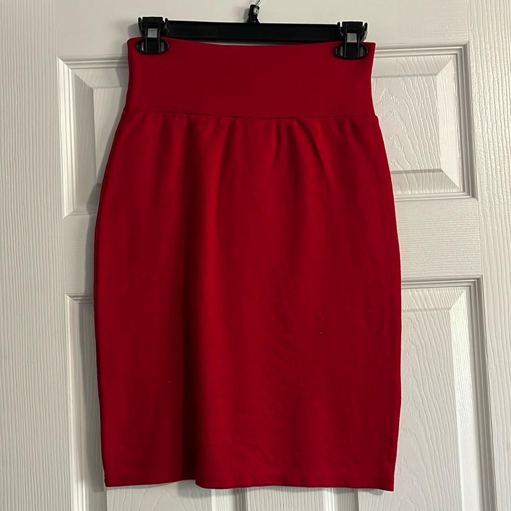 NWOT Pinup-style pencil skirt